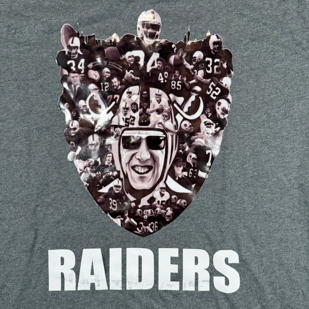 George Raiders Shield Collage Mens L Gray Long Sleeve‎ Graphic Tee Game Day